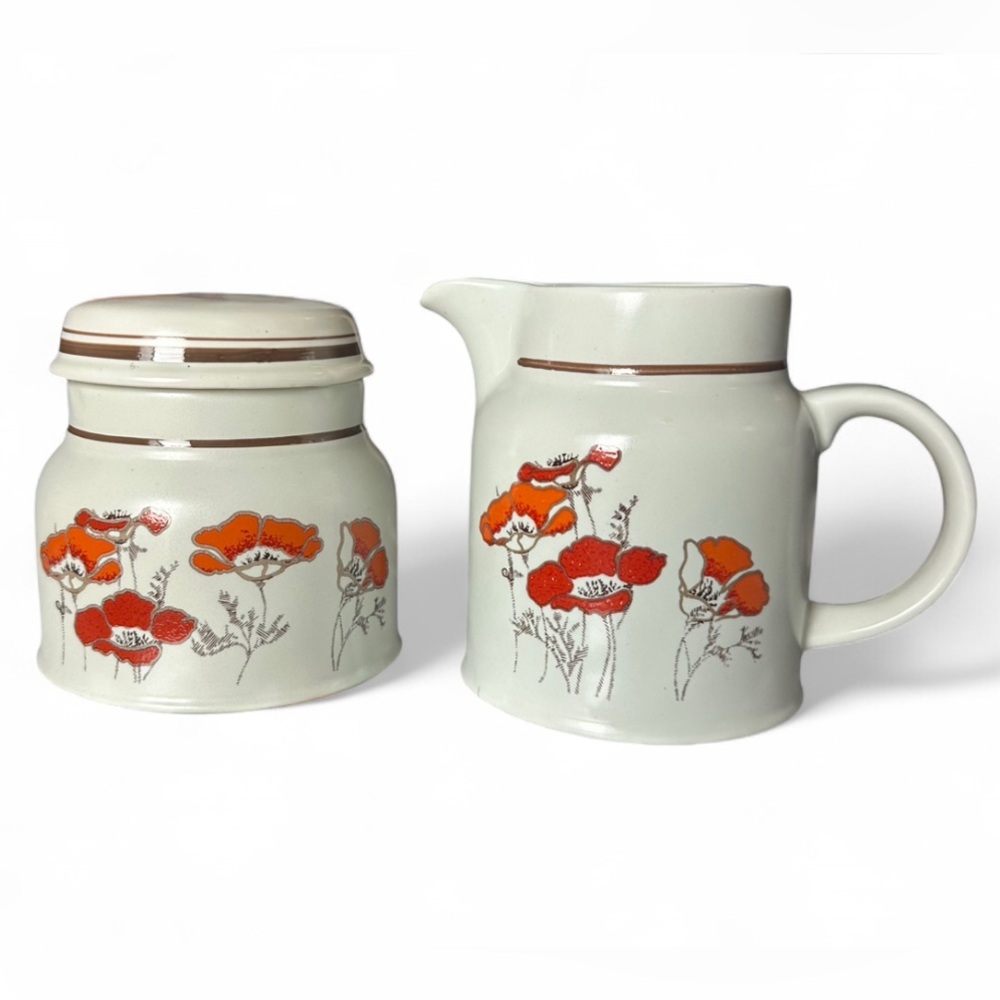 Royal Doulton Fieldflower creamer and covered sugar bowl set
